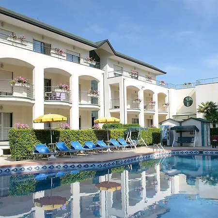 Lägenhetshotell Club Moorea 3*