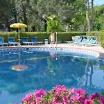 Club Moorea Apartahotel Milano Marittima