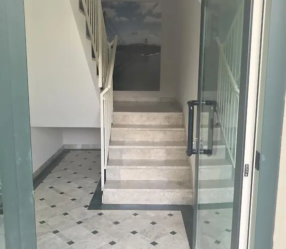 Club Moorea 밀라노마리티마